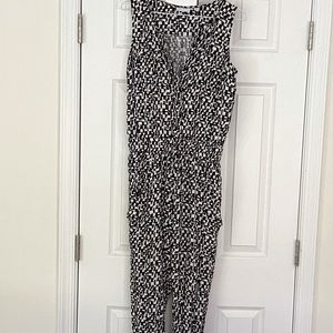 New York & Company Black and White Patterned Button-up Jumpsuit with POCKETS